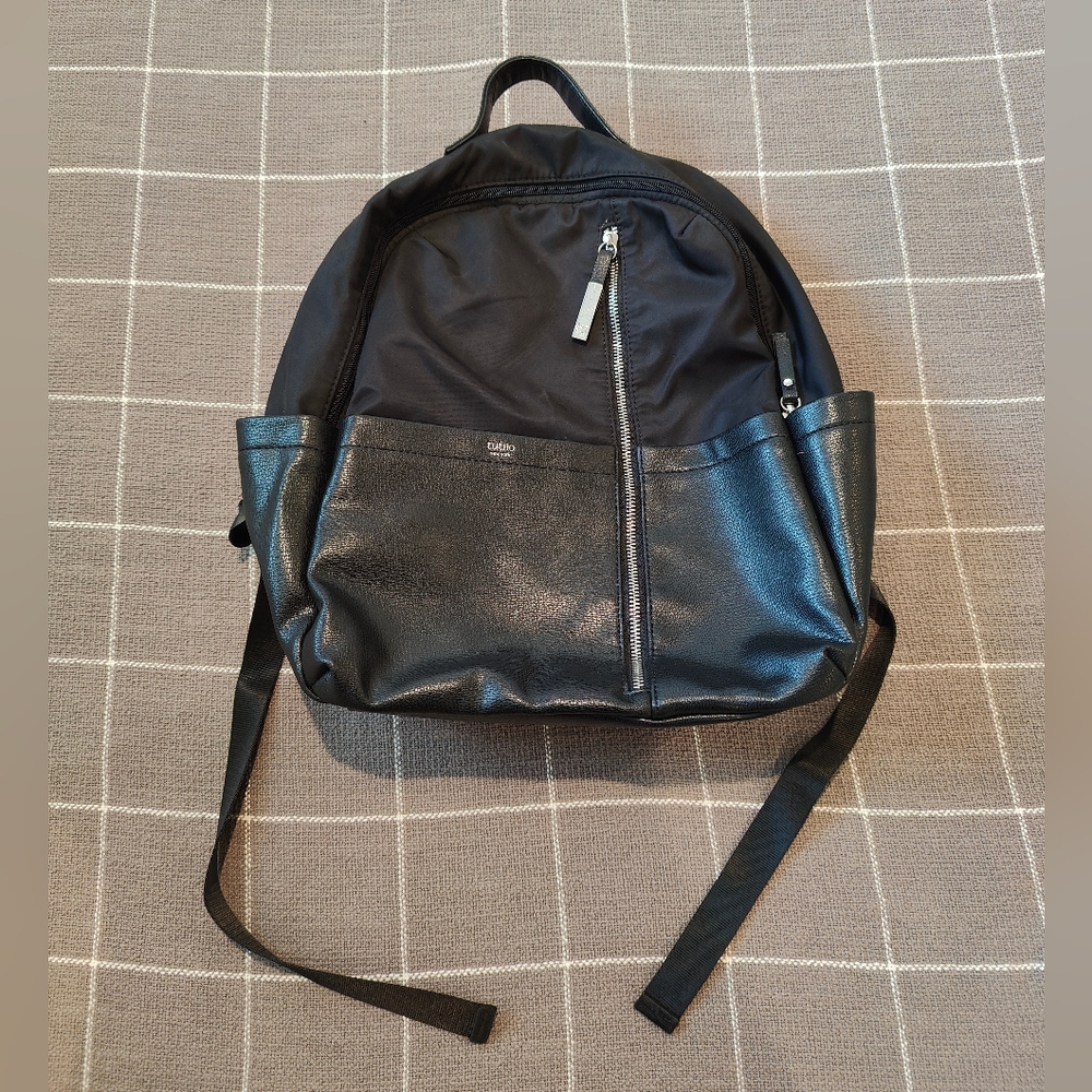 Tutilo New York Backpack - image 1